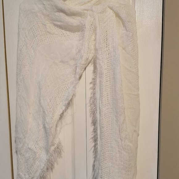 White Scarf - Picture 1 of 2